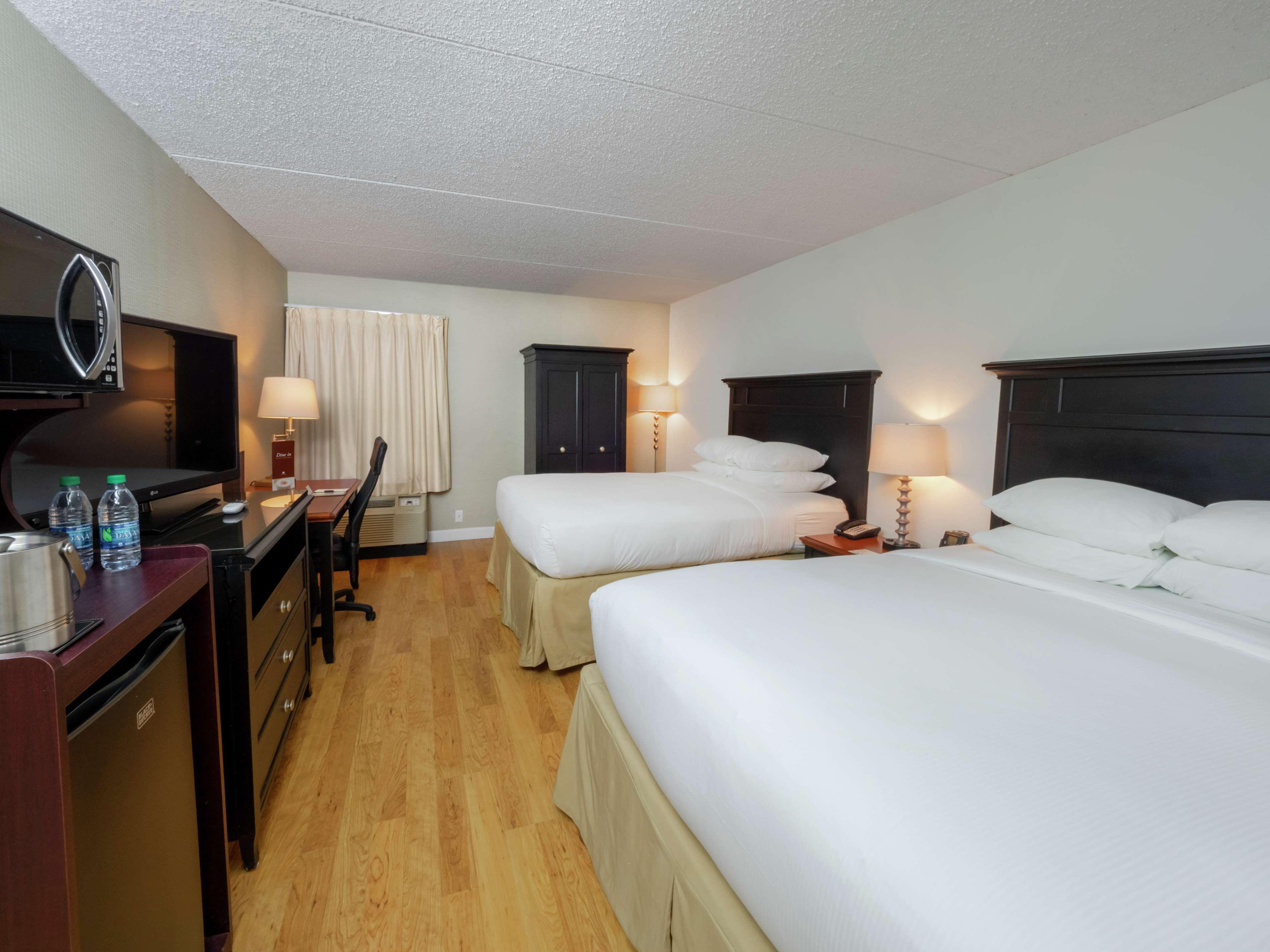 Doubletree By Hilton Buffalo-Amherst Exterior photo